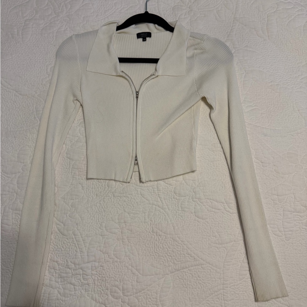 debut Cream Ribbed Zip-Front Cropped Jacket